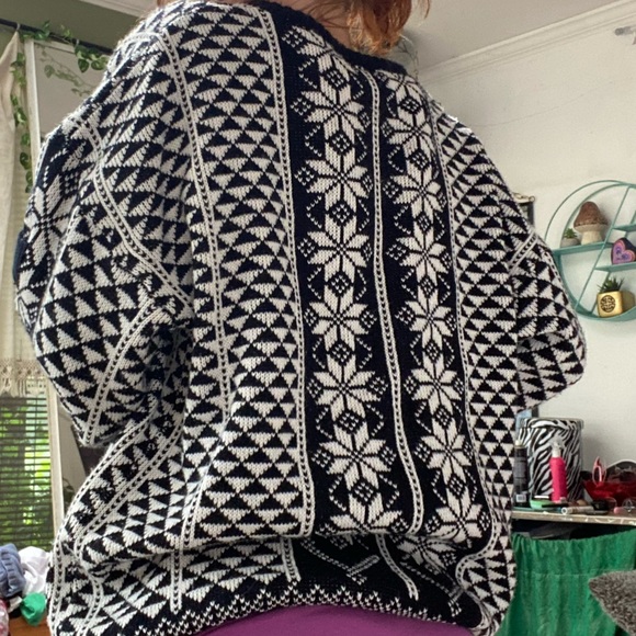 Grandpa sweater - Picture 2 of 2